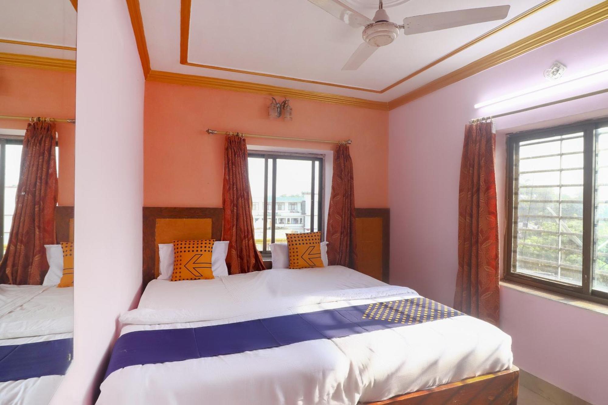 Spot On 75963 Hotel Prince Bodh Gaya Eksteriør bilde